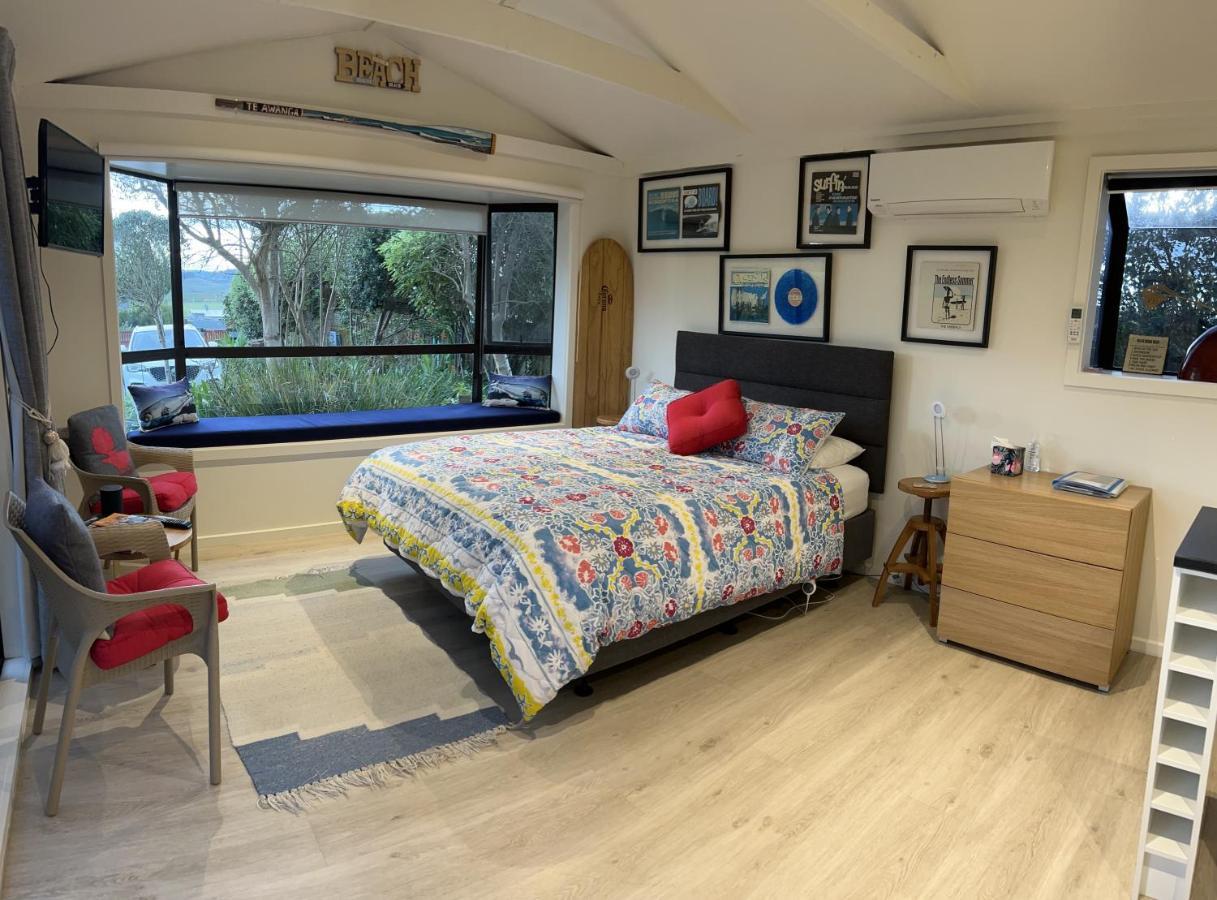Absolute Beachfront B&B Нейпир Номер фото